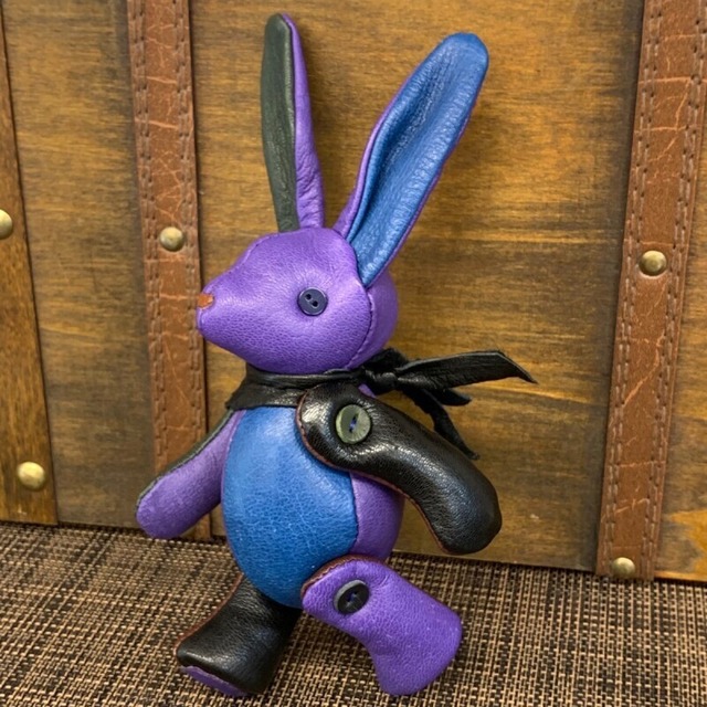 ジビエレザー鹿革ベルラビ★マイスターの手作り「ベルズラビット」カラフルクール系　写真の1点販売です