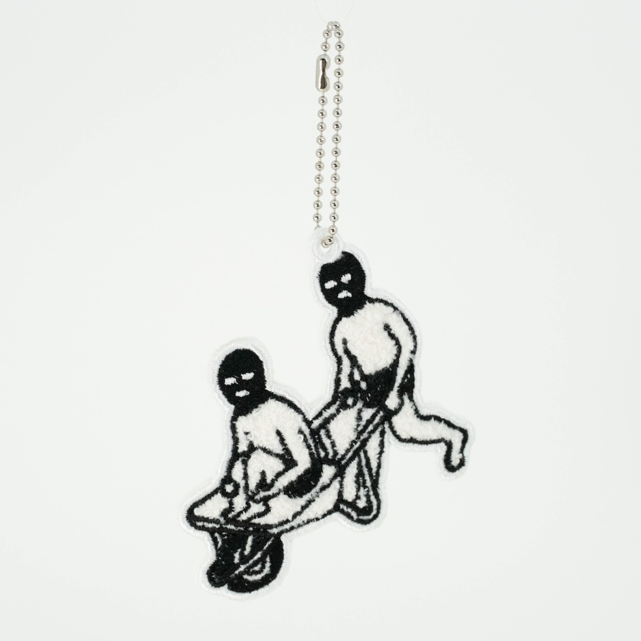 OFFLINE CLUB サガラ刺繍キーホルダー