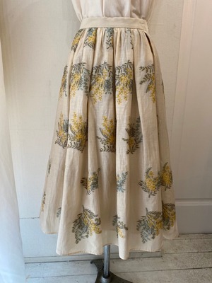 Mimosa jacquard skirt ＊Beige＊