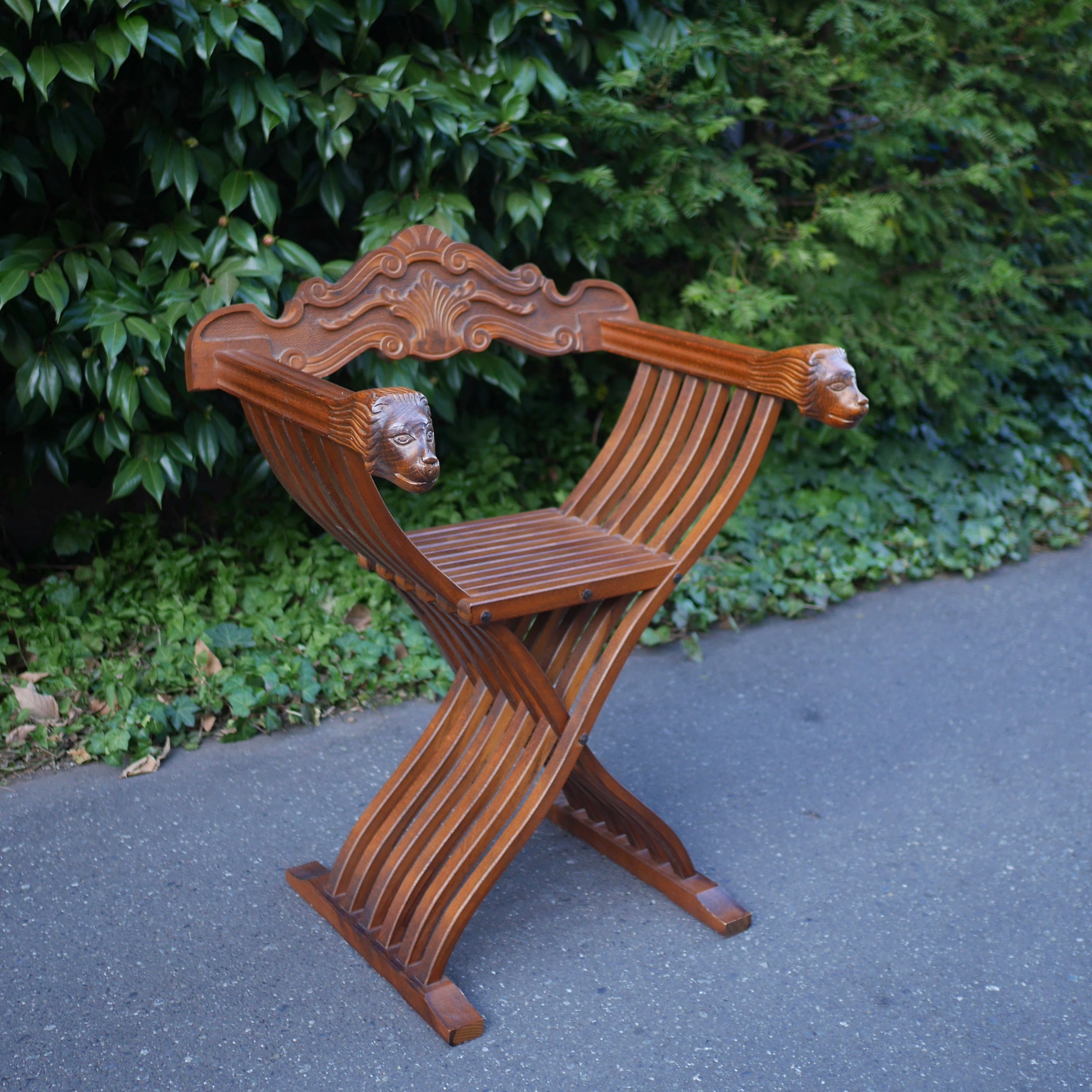 サヴォナローラチェア | トリノス-torinoth- | 新宿区神楽坂の