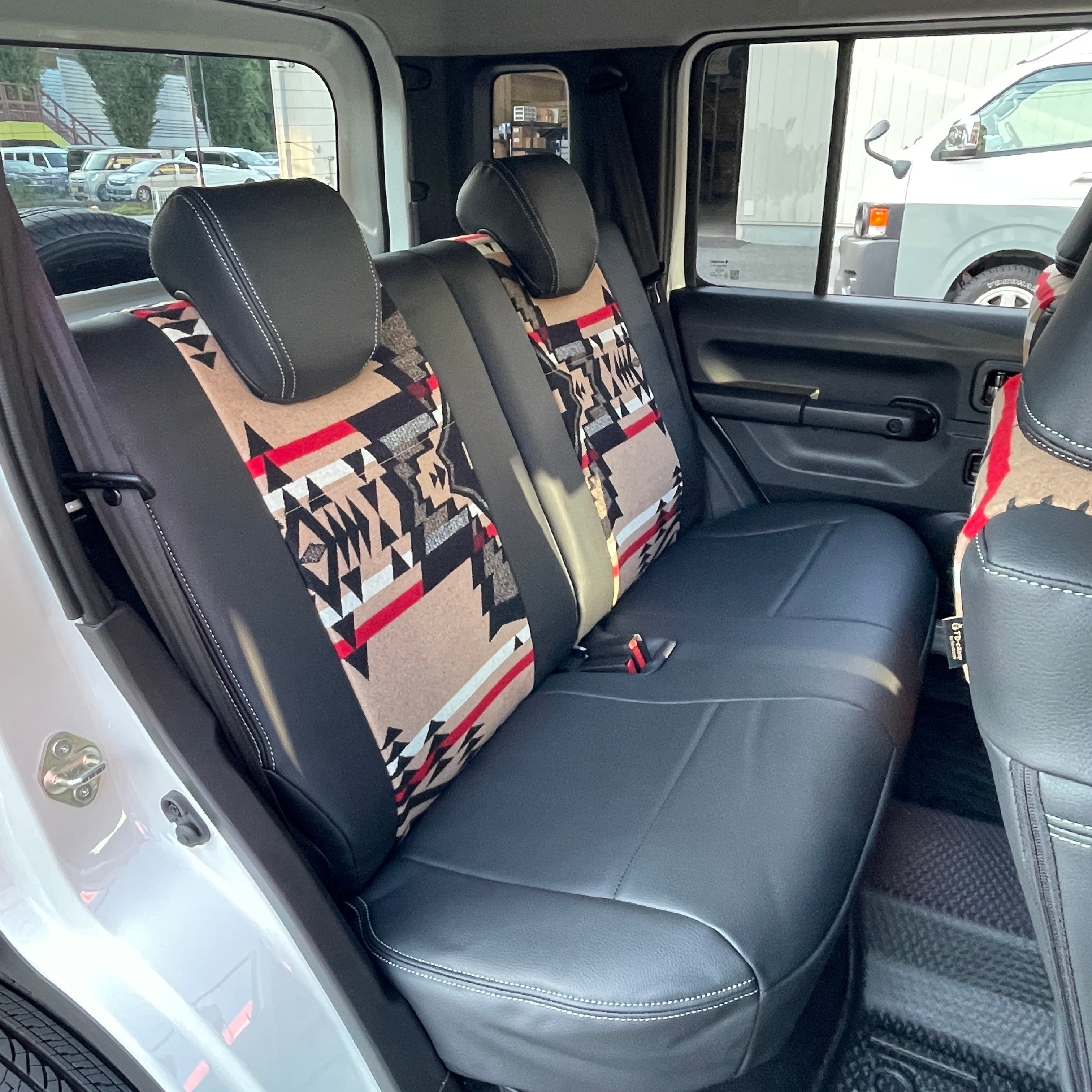 新型ジムニー ノマド JC74 1～2型用 ペンドルトンコラボシートカバー