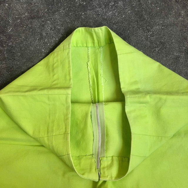 60's green short pants