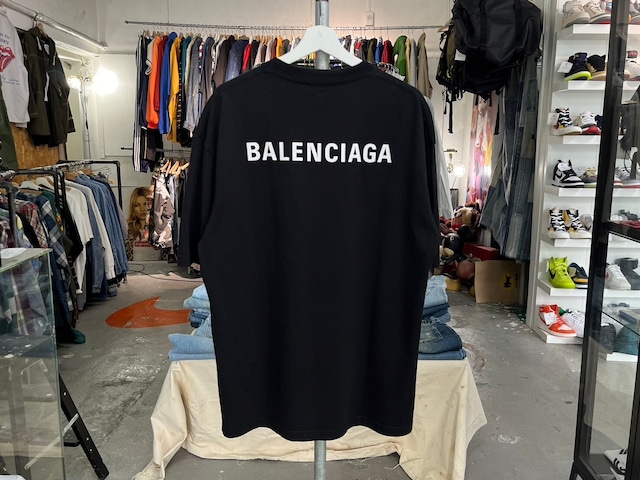 BALENCIAGA OVERSIZED LOGO TEE BLACK SMALL 83087