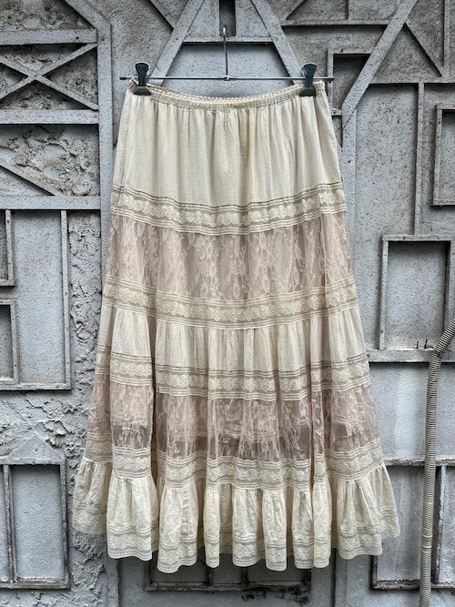 "FAIRY GRUNGE" tiered lace skirt
