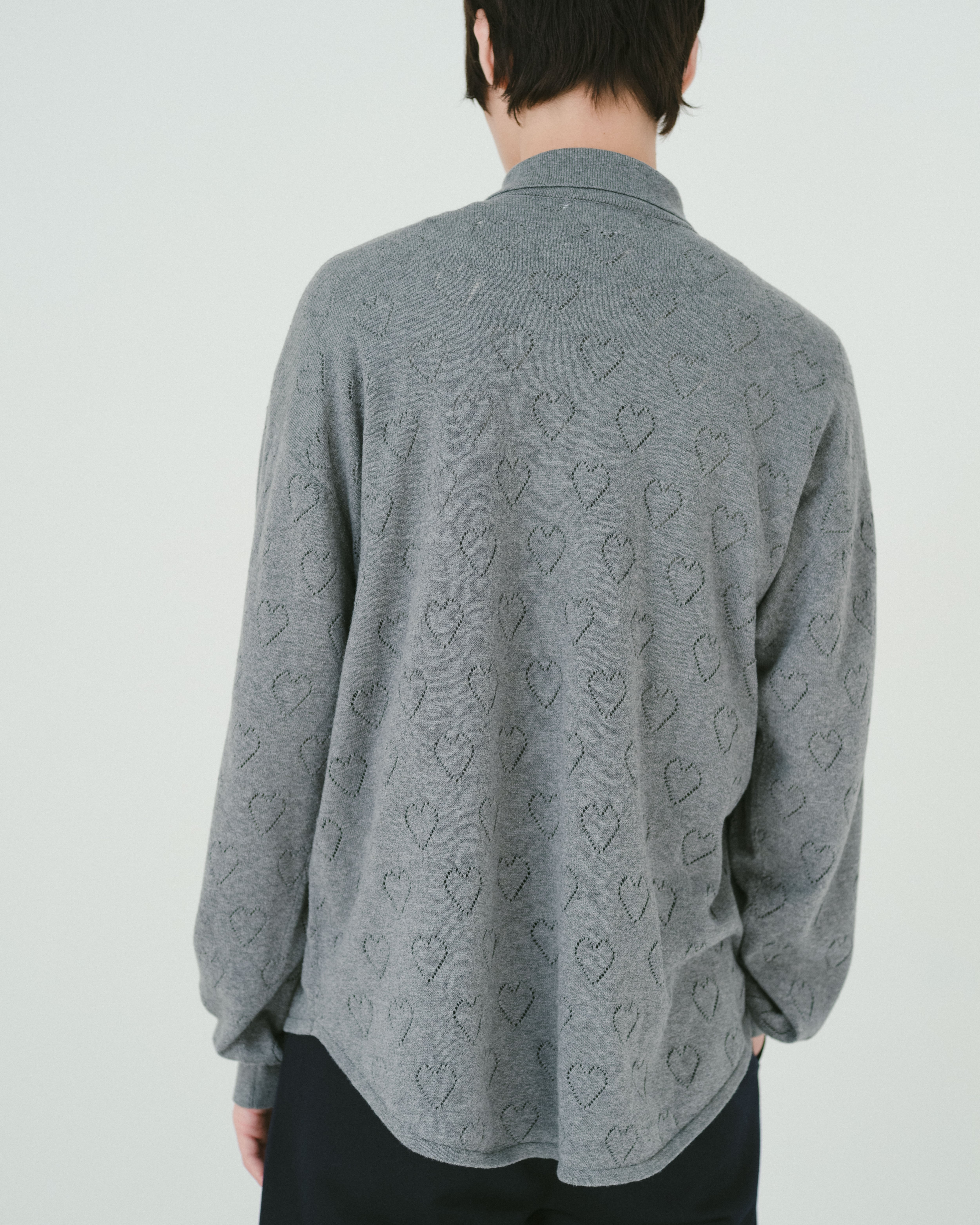 Flower embroidery knit shirt（GREY） | TTTMSW
