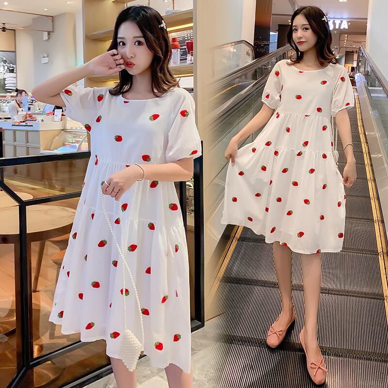 【新作】【送料無料】 マタニティ服2020ストロベリー刺繡フラウンス半袖プルオーバードレスサマーミドル丈ラージサイズ妊婦 ショート レッド ハーフスリーブ 刺繍 大きめサイズ 夏物 AL expec353200402051