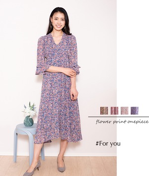 【再入荷】小花柄の鮮やかワンピース_e0152003017