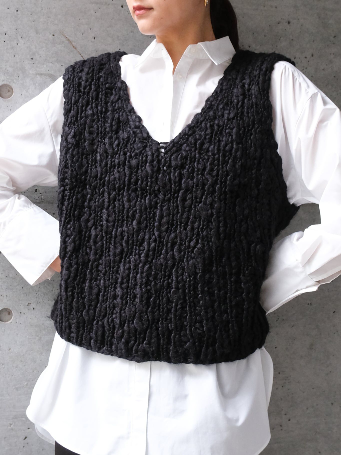 HANDKNIT V VEST(ハンドニットVベスト)【5549001】select by Bou Jeloud