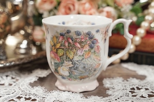 【Royal Doulton】ロイヤルドルトン Brambly Hedge Autumn Beaker ブランブリーヘッジ オータム ビーカー
