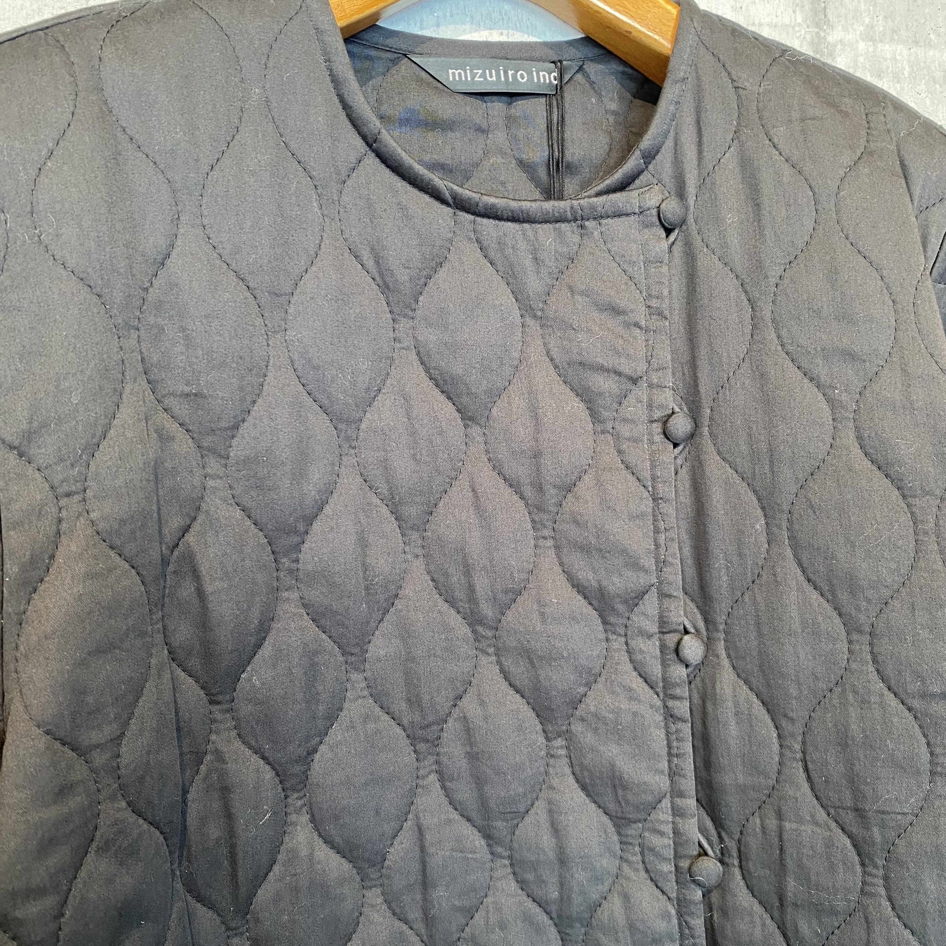 ミズイロインド　キルティング刺繍テープベスト セール】mizuiro ind キルティング刺繍テープベスト（ベスト