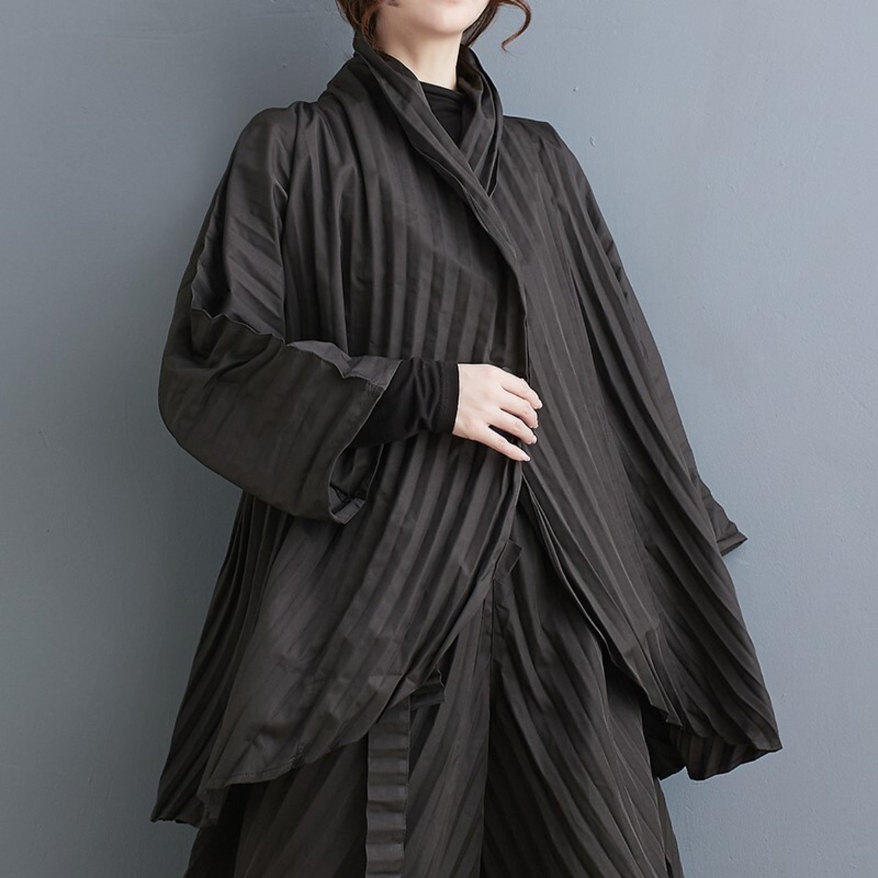 【Set-up】 Striped Pleated Tops & Wide Pants  / 〈セットアップ〉ストライプ プリーツ トップス & ワイド パンツ