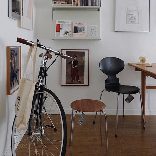 チェア デザイナーズ風 ダイニングチェア 北欧 モダンスタイル シンプル おしゃれ バックレスト カフェ インテリア リビング ミニマリスト おしゃれ 木製 ナチュラル 高さ57cm