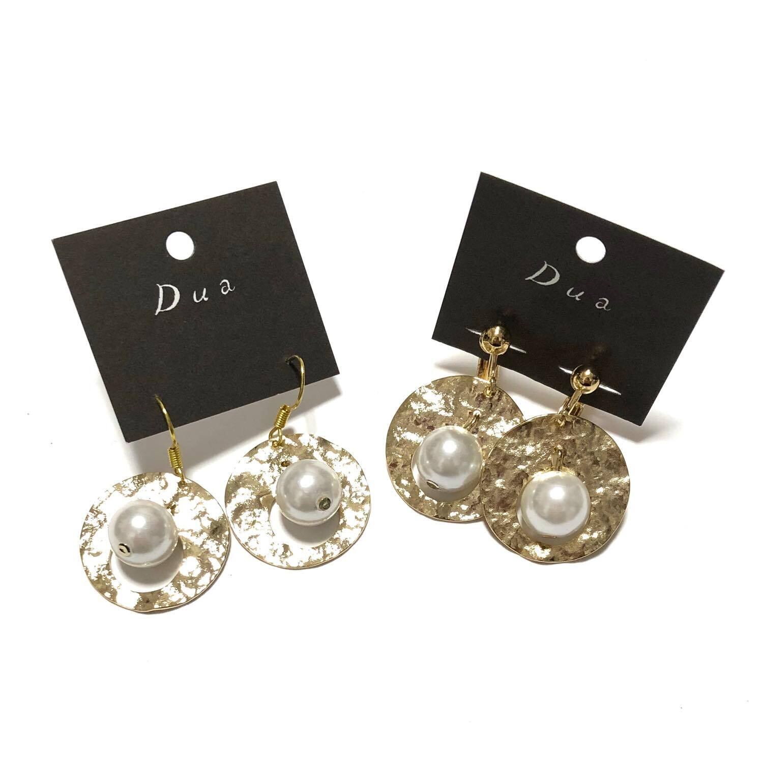 パール付ラウンドプレートチャームの〈ピアス/イヤリング〉