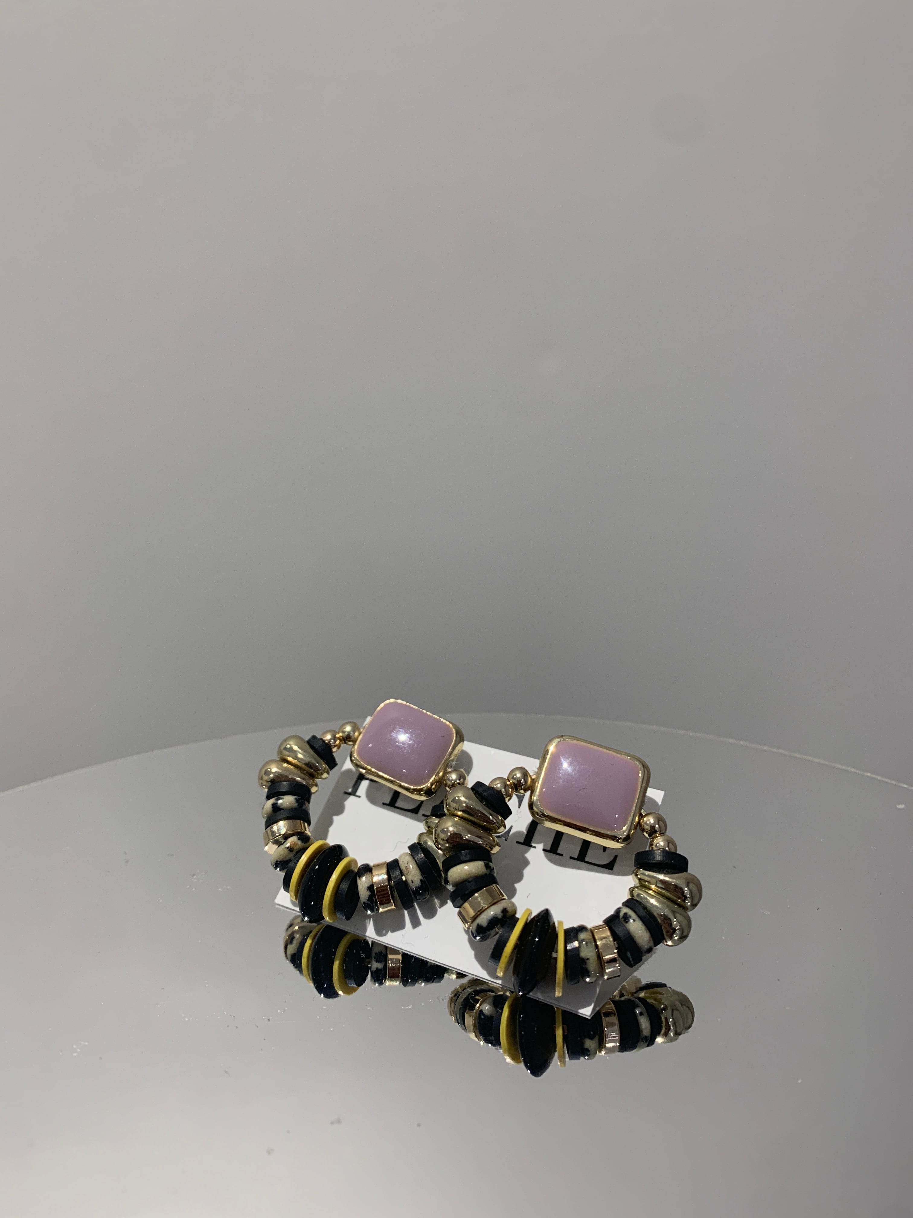 circle lavender yellow