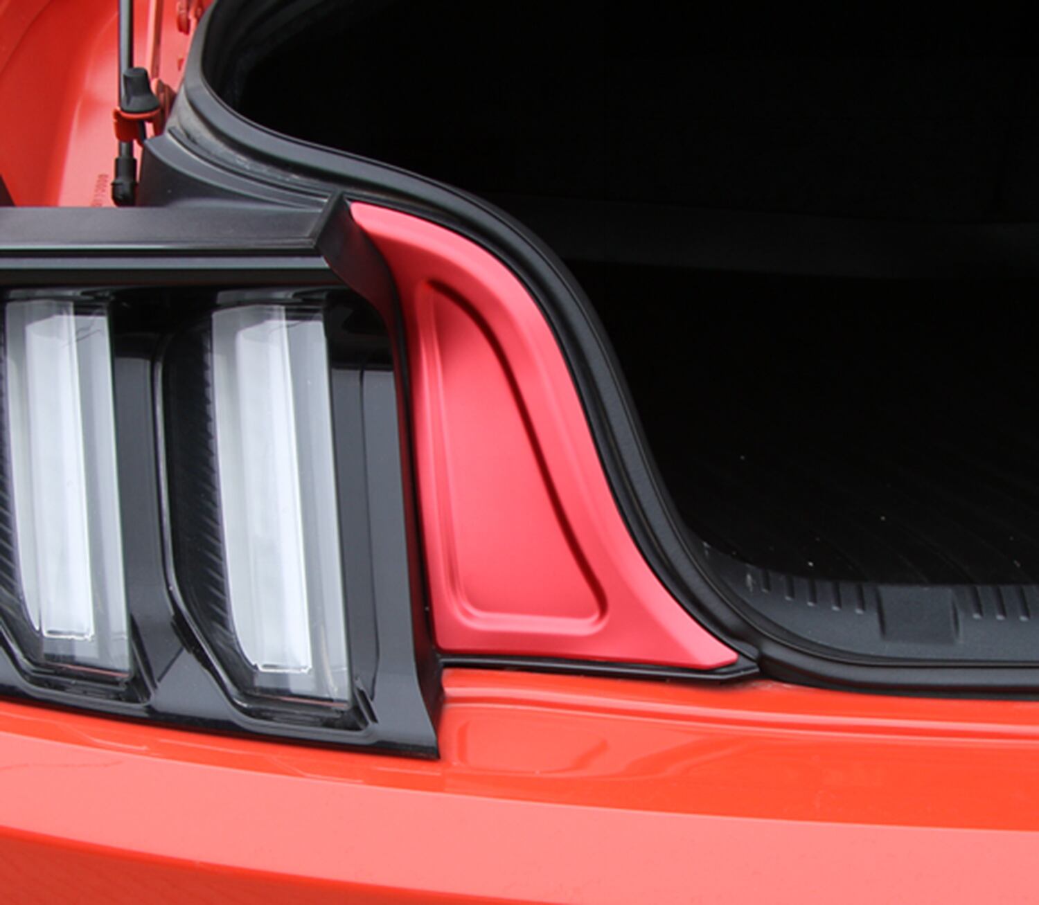フォード マスタング 2015-2021 リア トランク カバー トリム