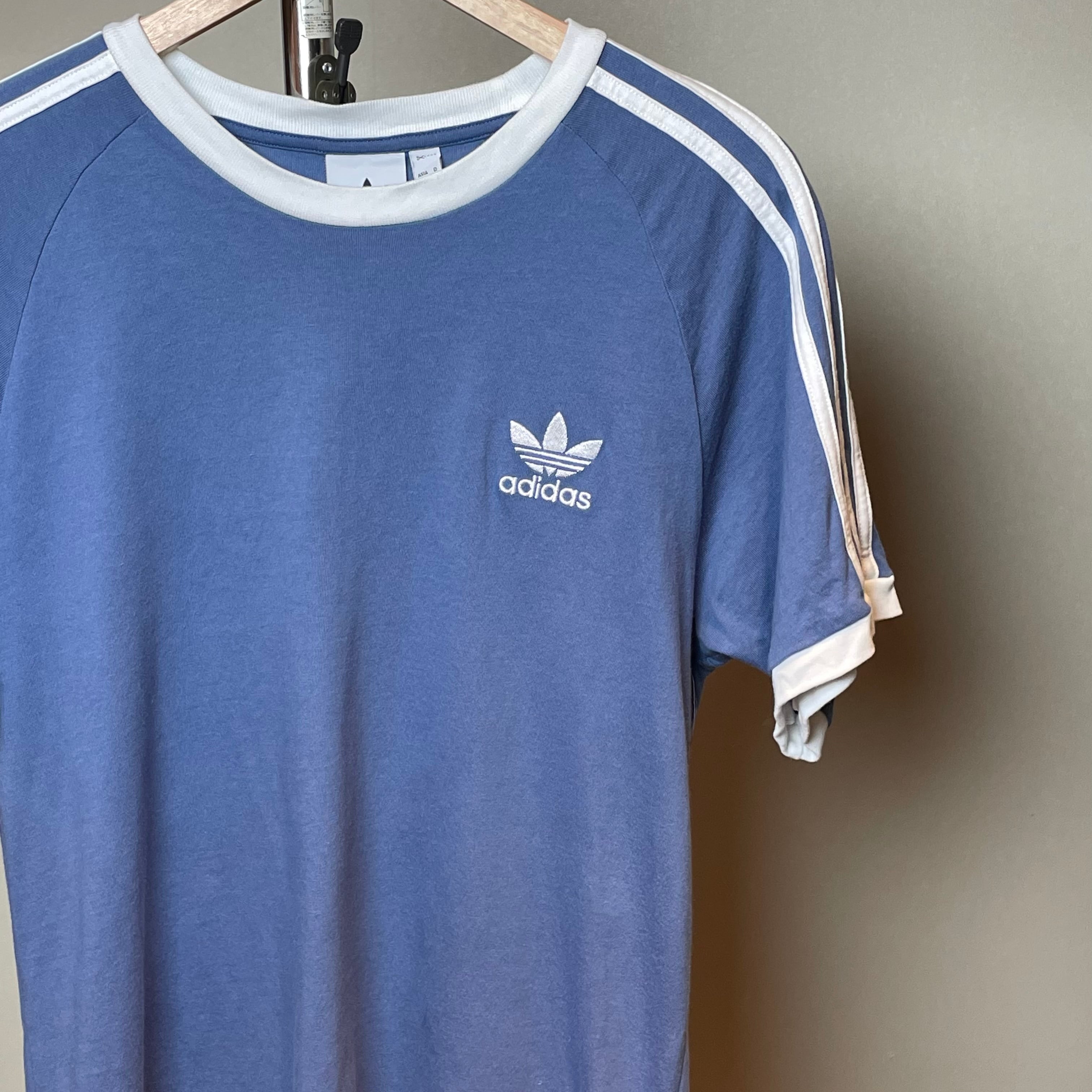 ビンテージアディダスADIDAS3ストライプスあいみょん Tシャツ