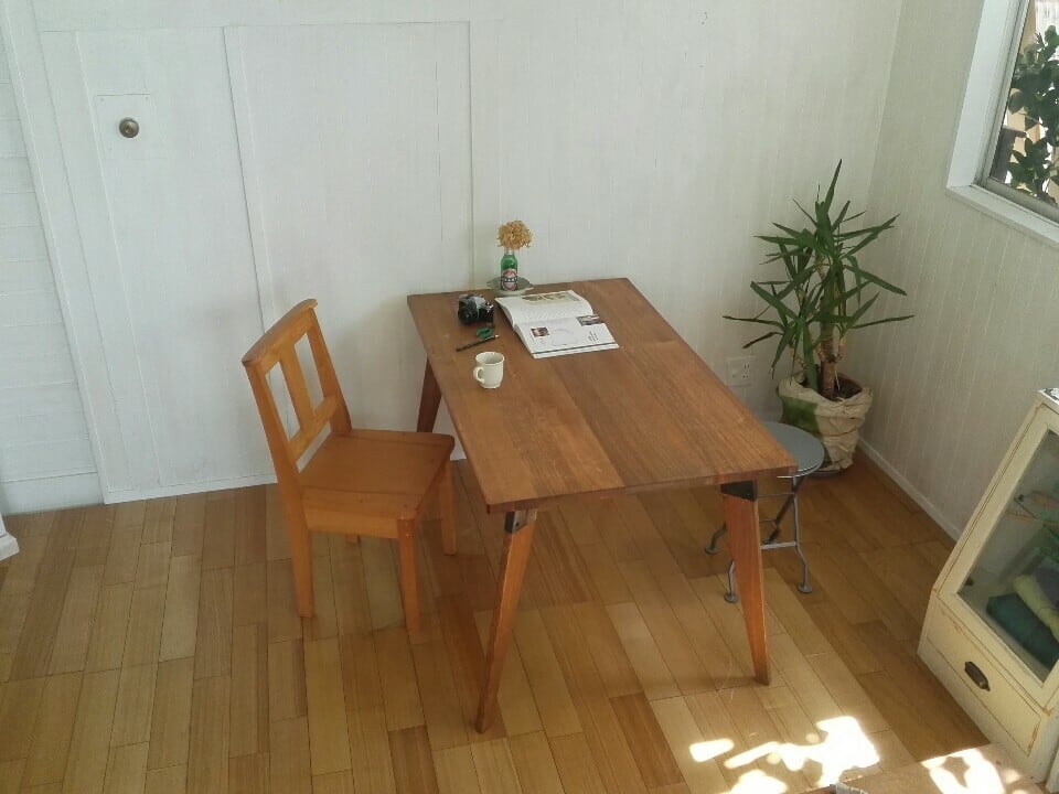 ダークブラウン木製テーブル（アイアン脚） 座卓 ローテーブル