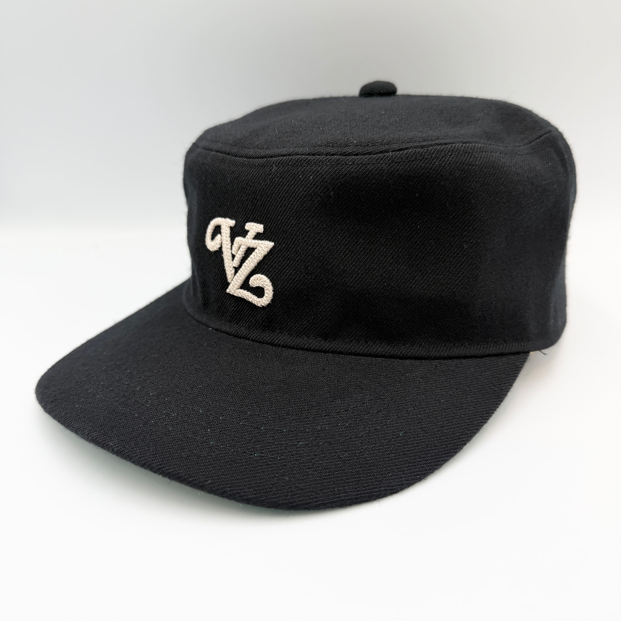 【VARZAR / バザール】 Leaf Chain VZ Monogram Pillbox Cap Black