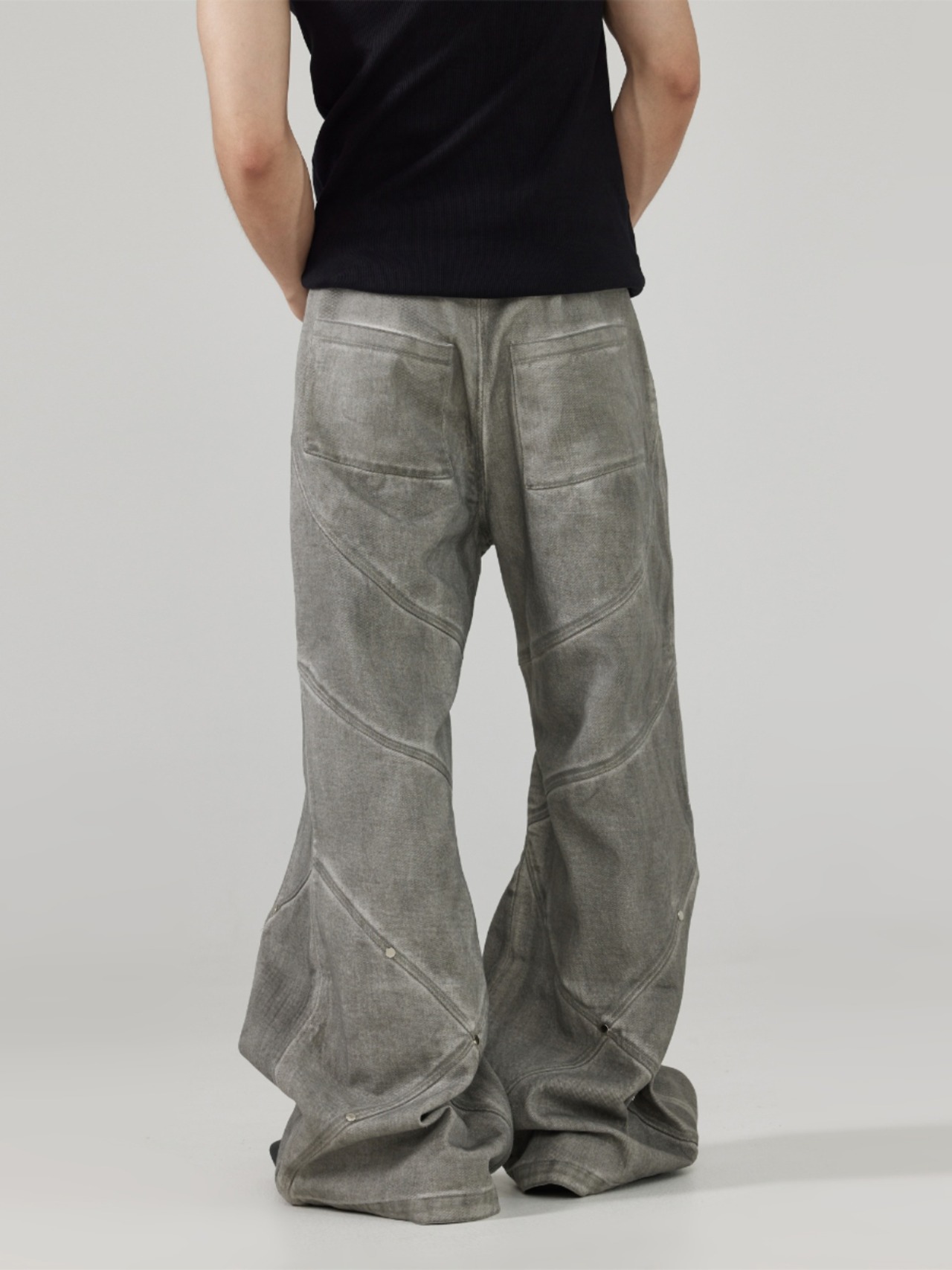 FRKM SCD 24AW ウォッシュ加工ワイドデニムリベットパンツ