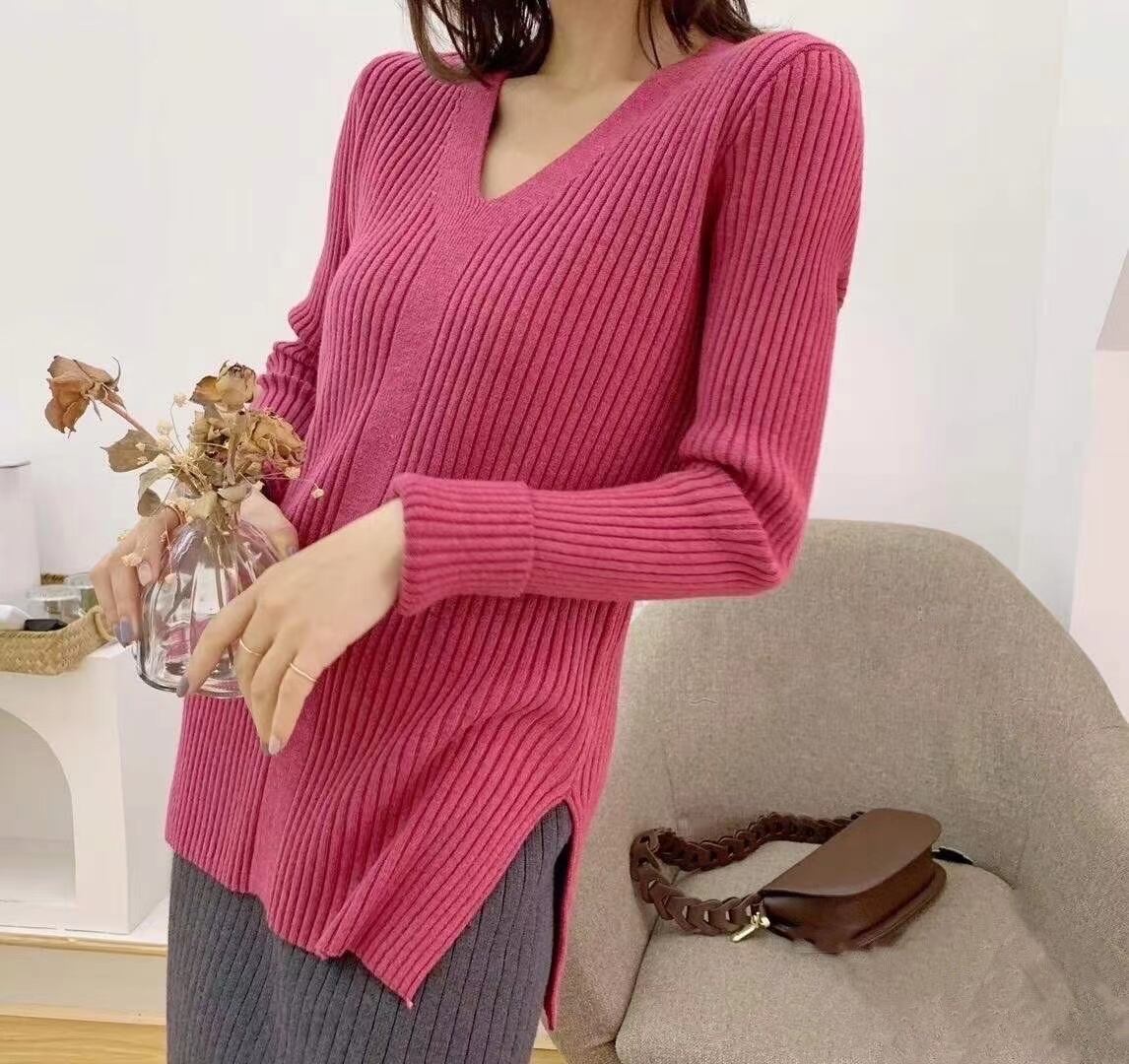 スリット入りVネックニット　AJ111-D08