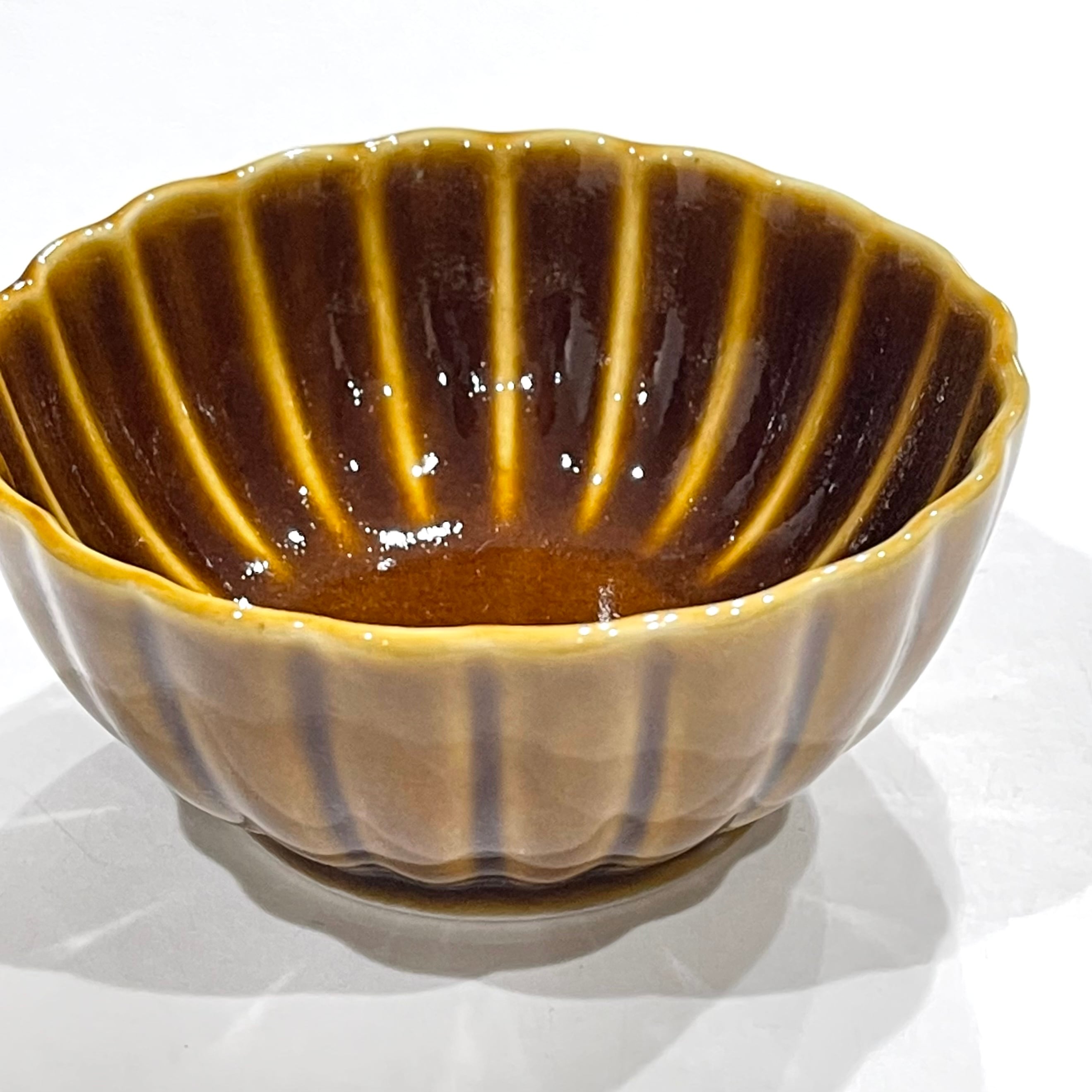 SALE】菊割 小鉢 (廃盤) | 24to3［西富陶磁器オンラインストア 有田焼