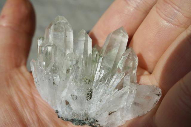 ブルガリア産クォーツ/パイライト/クローライト Quartz/Pyrite/Chlorite 2006