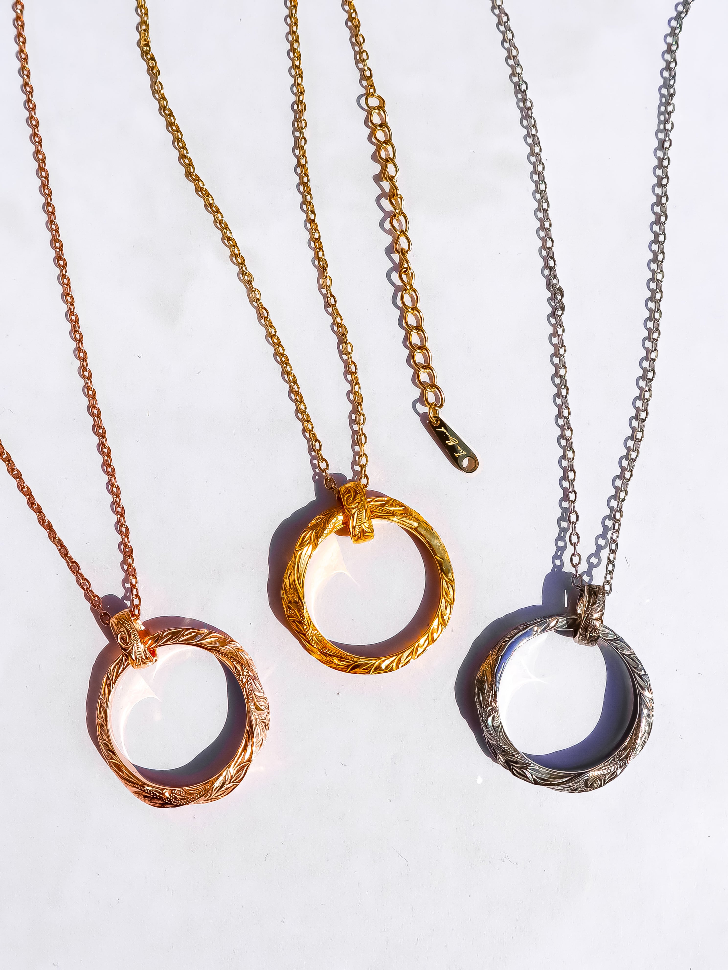 IRIE BEACH. GLASSES HOLDER necklace ゴールド GLASSES HOLDER necklace | IRIEBEACH