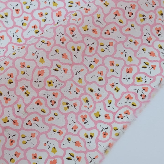 ◆輸入 リバティ LIBERTY タナローン Floral Paving フローラル・ペービング ピンク 約130×50cm