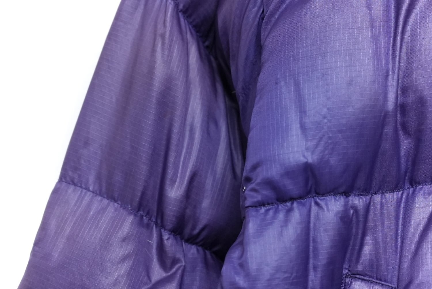 3992R3 THE NORTH FACE ノースフェイス ヌプシ ダウンジャケット 3992R3 THE NORTH FACE ノースフェイス ヌプシ ダウンジャケット