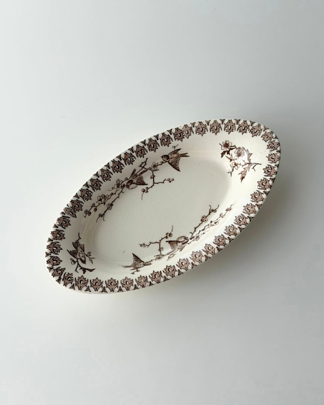 Choisy le roi ショワジールロワ / “LYONNAIS” 小鳥のラヴィエ