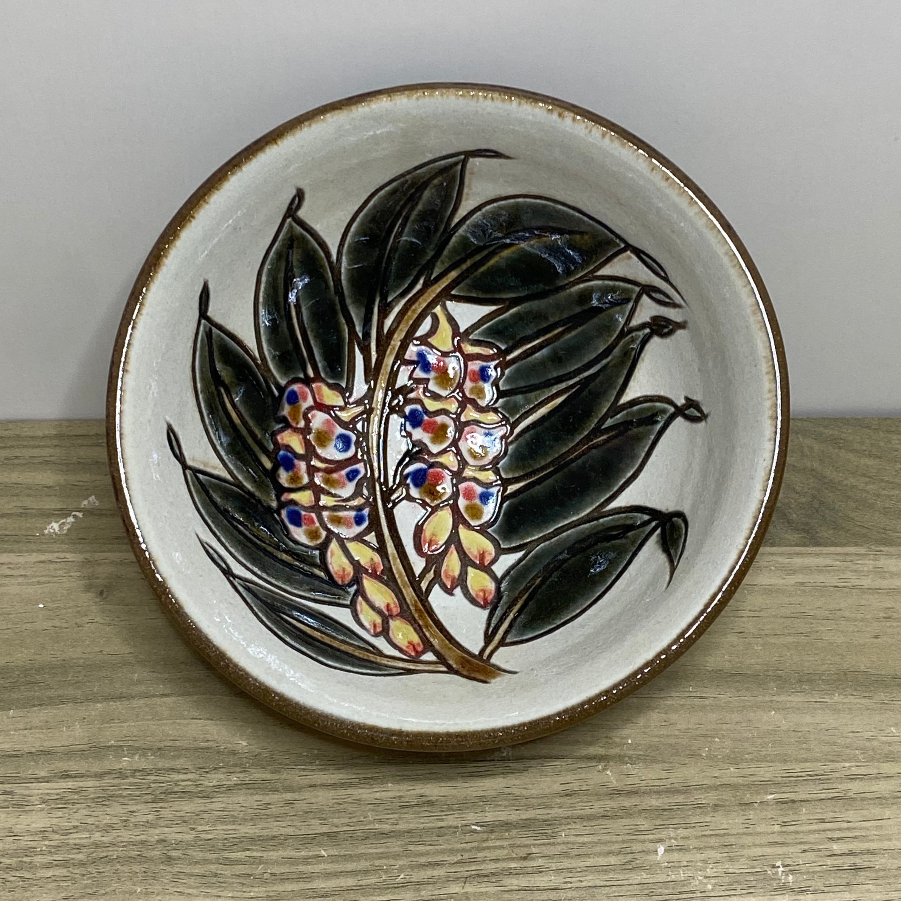 No.45 掻き落とし 月桃の楕円皿　大　やちむん No.45 掻き落とし 月桃の楕円皿 大 やちむん