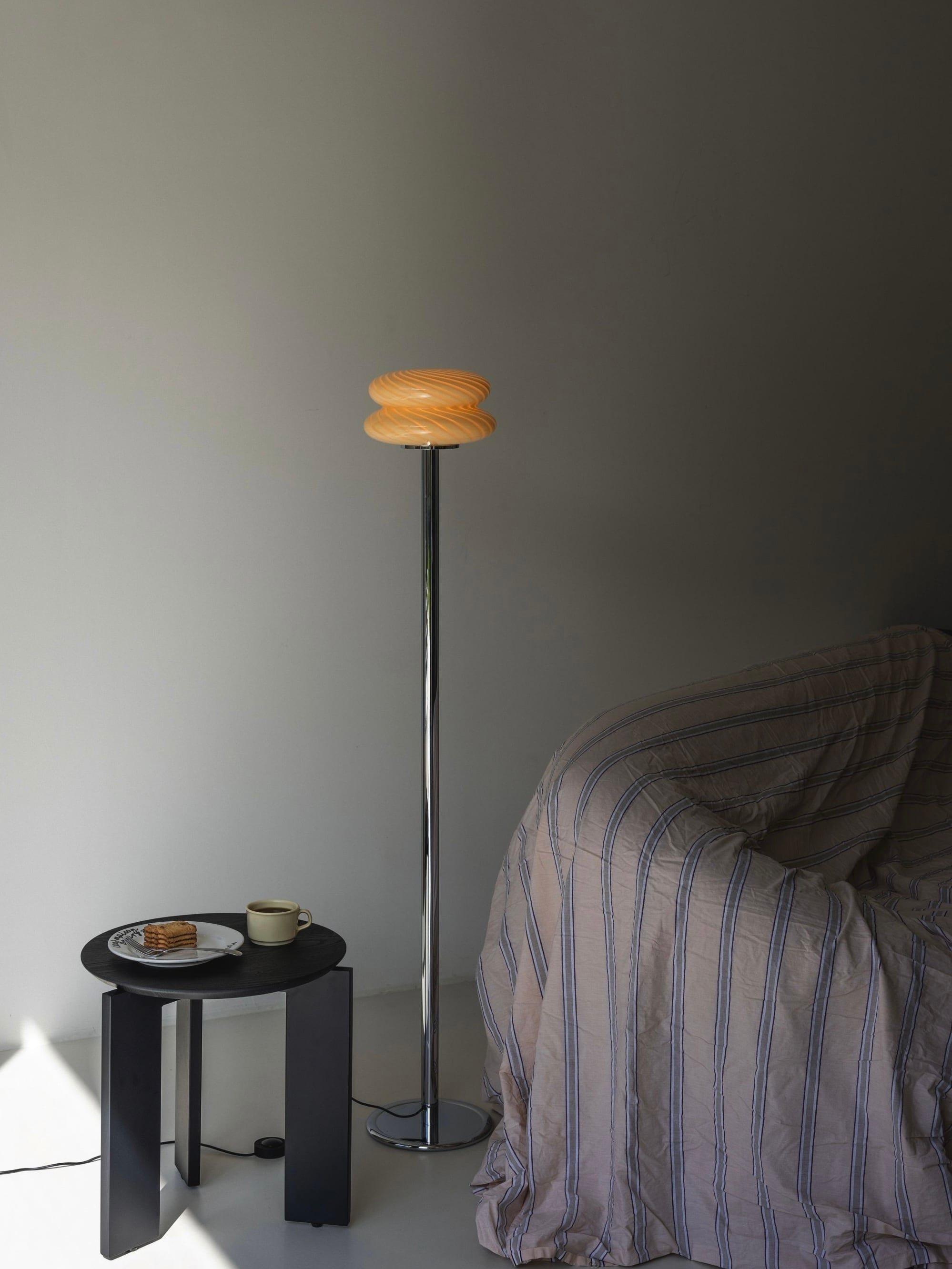 ILKW. アイエルケーダブリュー / Snowman 22 Floor / フロアランプ