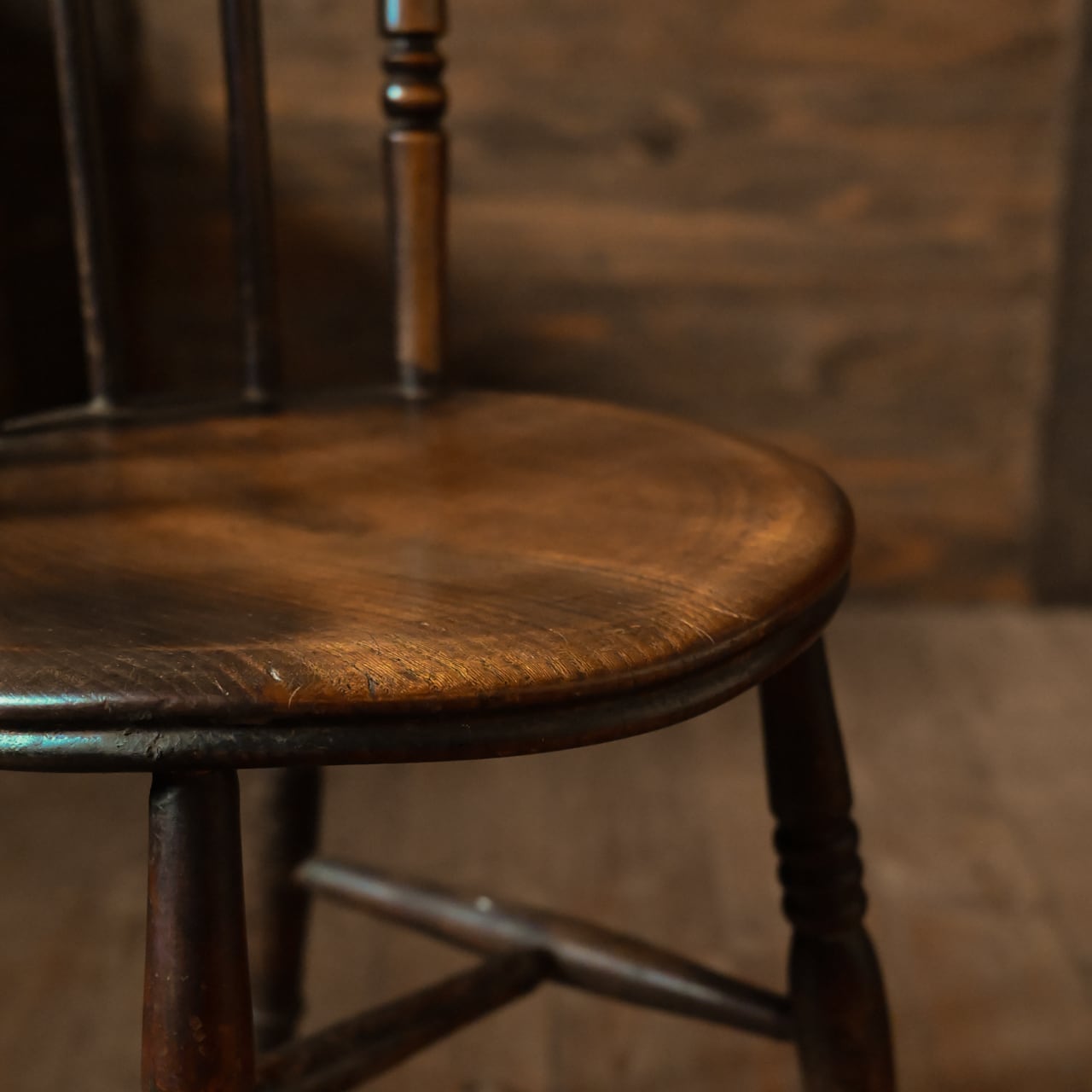 Ibex Chair / アイベックス チェア〈 キッチンチェア・ダイニング