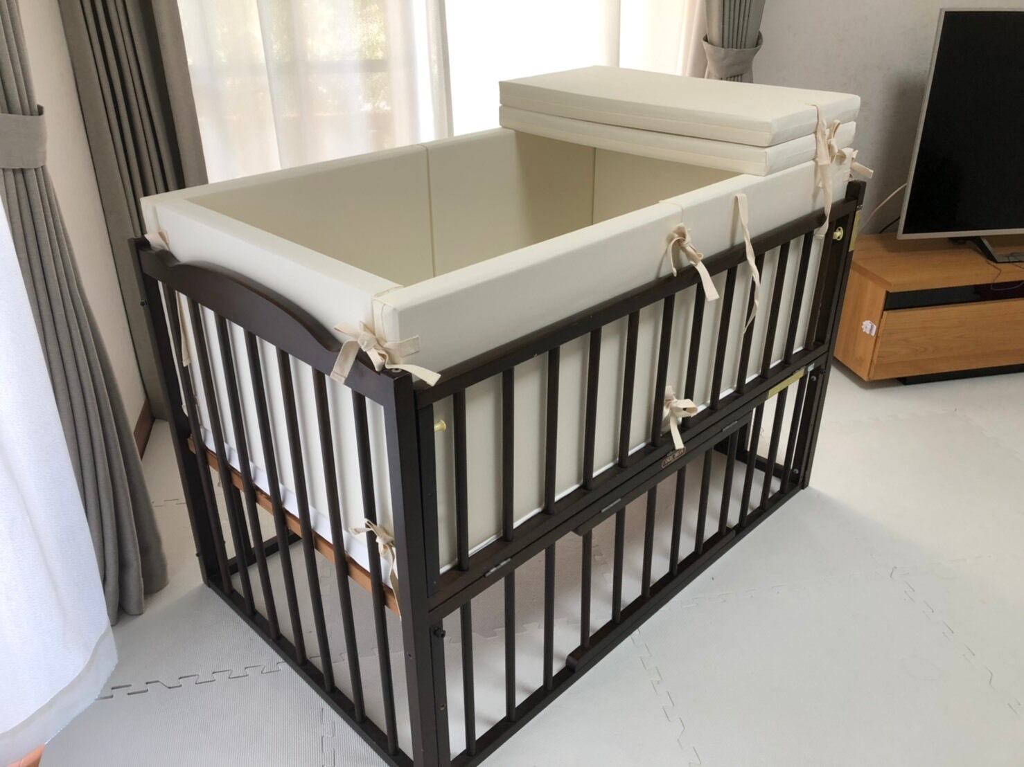 泣き声を吸収し響かせない 防音カバーyokuneru Yokuneru