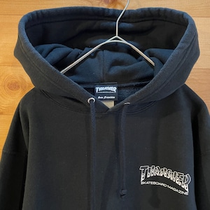 【THRASHER】ワンポイントロゴ パーカー プリント スウェット プルオーバー フーディー スラッシャー  L US古着