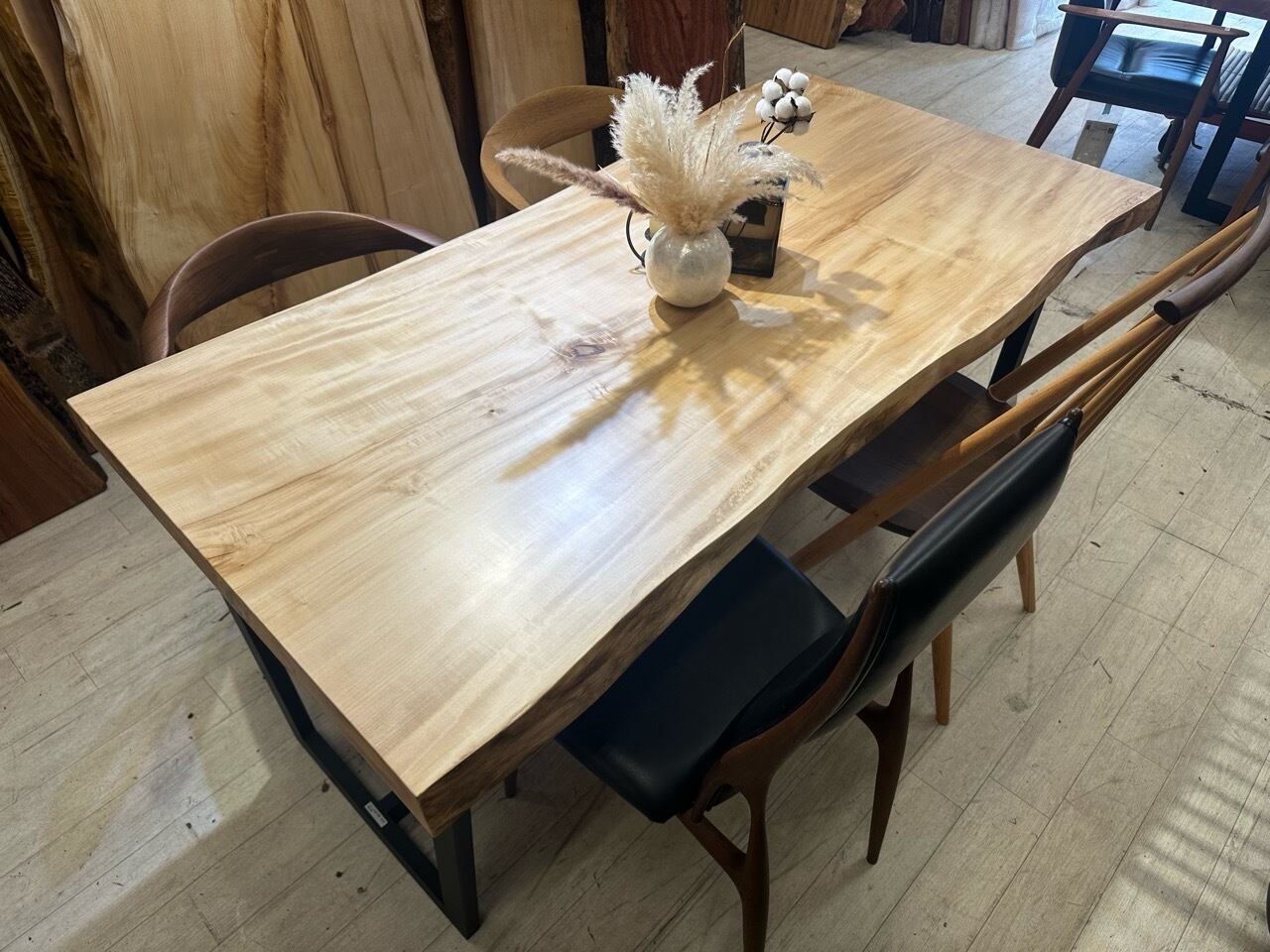 【たのメル便】高級　トチノキ　栃　一枚板 トチノキ一枚板 | 家具の西口木工