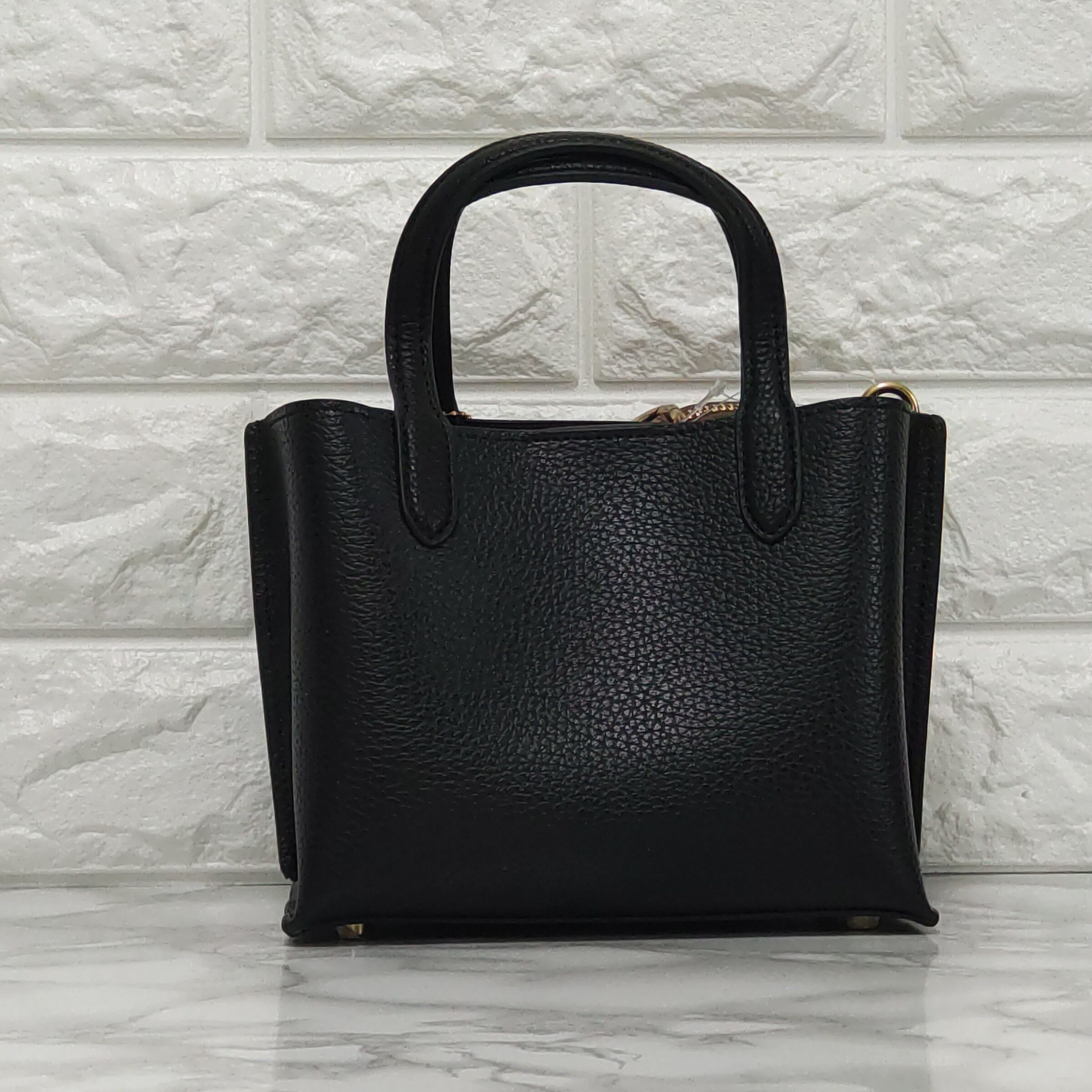 COACH コーチ ウィロウ トート バッグ 18 ショルダー ブラック 新作 