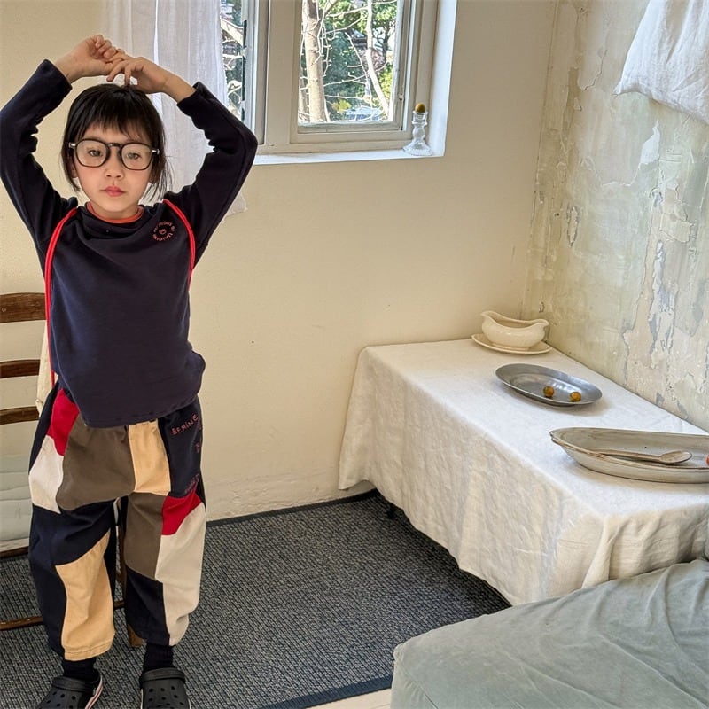 取寄》 パッチワーク風ワークパンツ （ネイビー／ベージュ） ADBB 2025