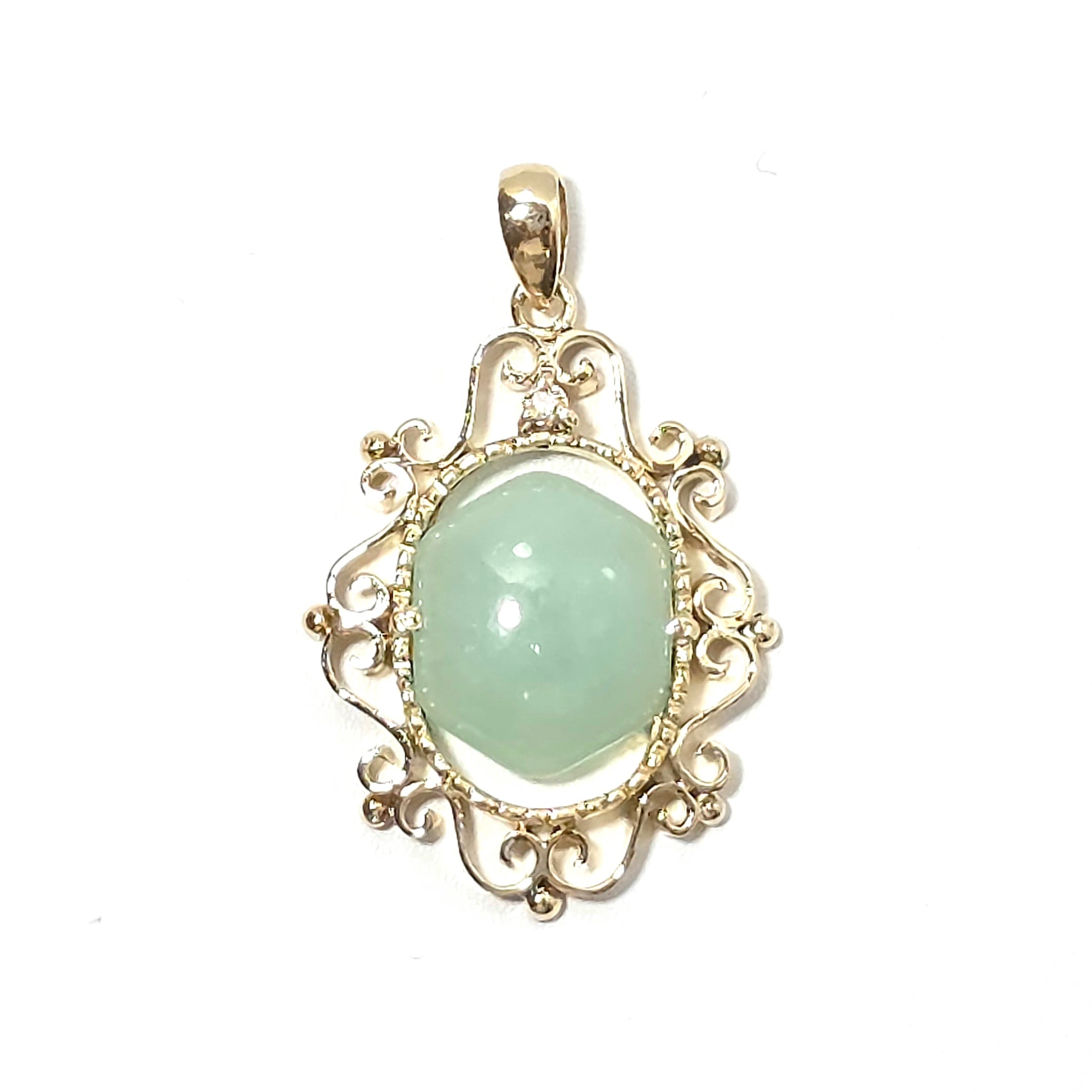 糸魚川翡翠:ペンダントトップ金具シルバー(SV925 )付き BPT0399