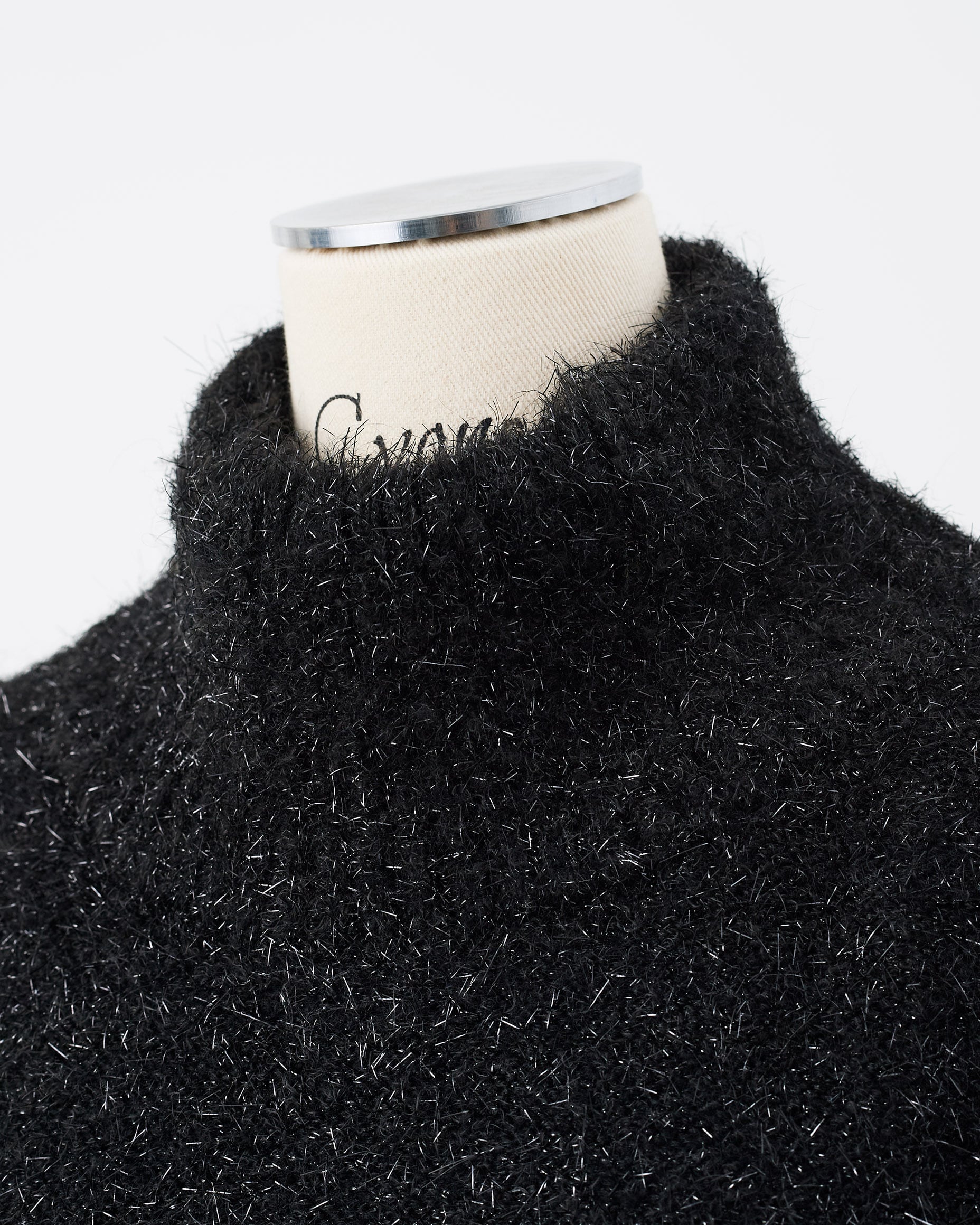 ラメショートニットプルオーバー Aurore ブラック | Cygne 