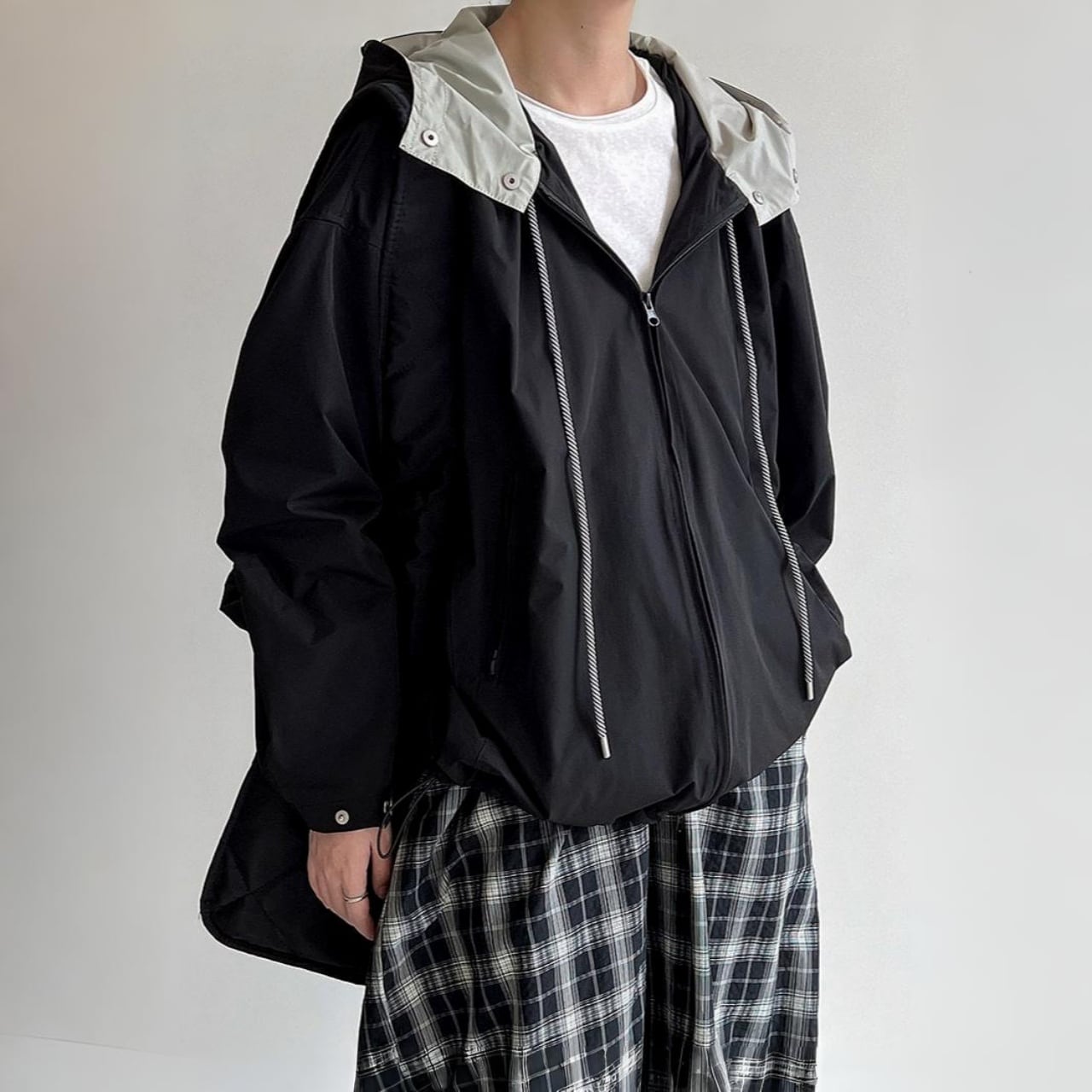 オーバーサイズドロストフーデッドブルゾン A01820