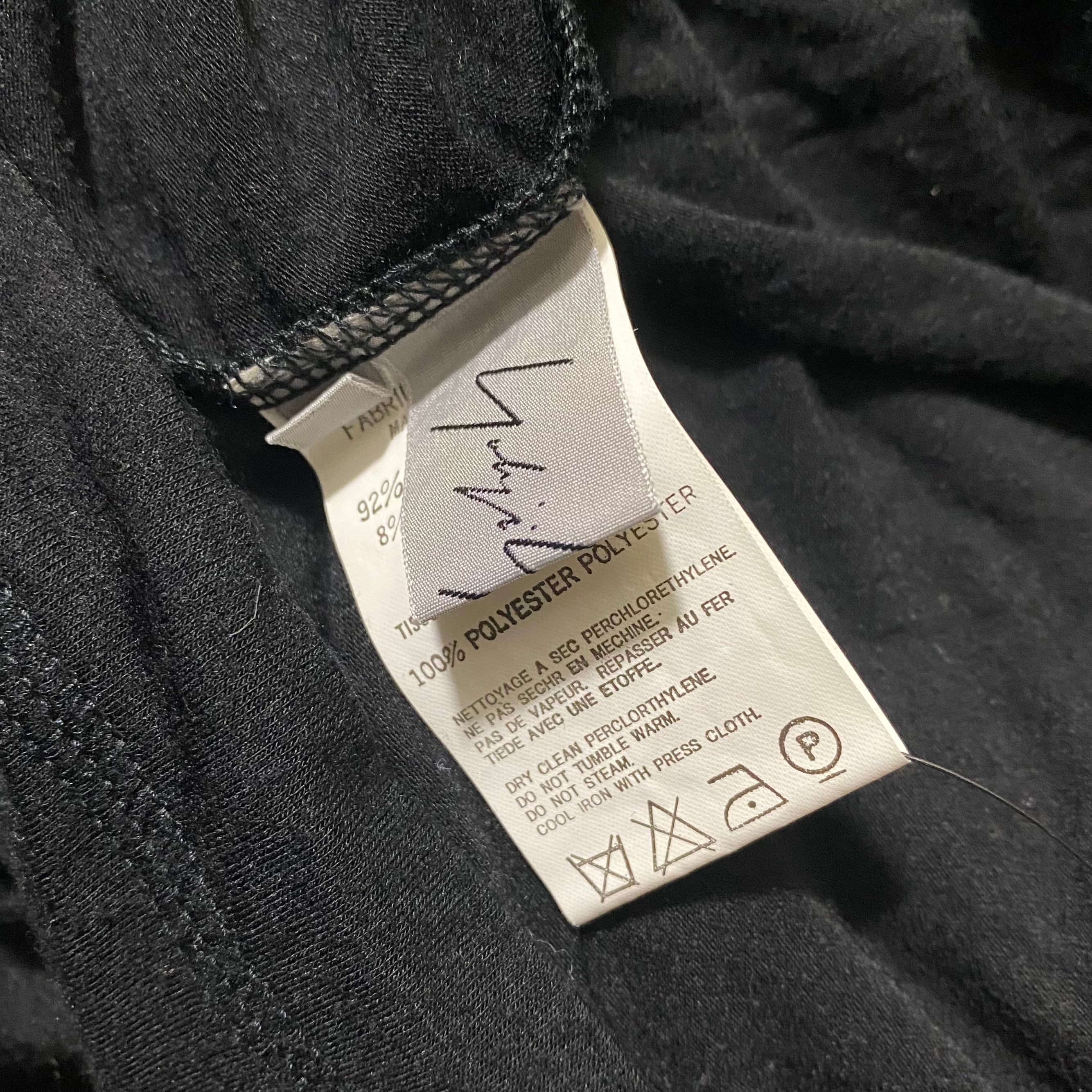YOHJI YAMAMOTO hi-neck pullover “般若心経” | NOIR ONLINE