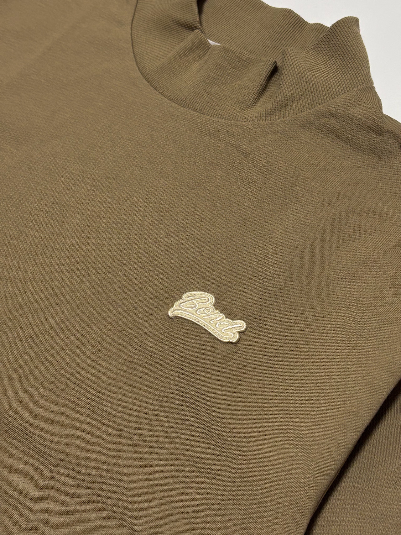 8DAYS MOCK NECK BEIGE