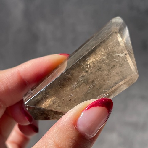 No.２【ブラジル・ミナスジェライス州アラスライ産（非加熱）スモーキーシトリン】フリーフォーム｜鉱物 天然石 パワーストーン