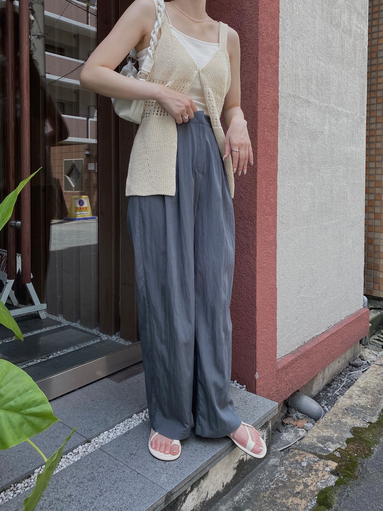 nylon tuck slacks pants