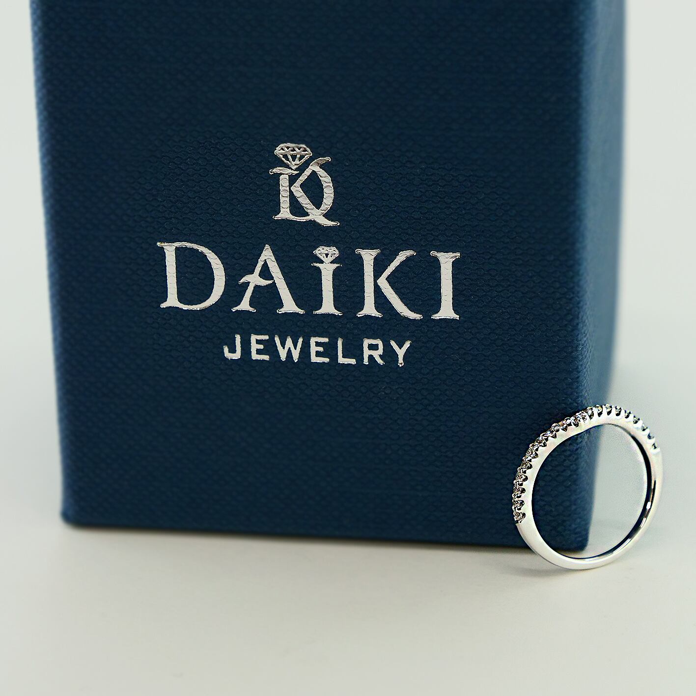 【10金ゴールドピンキーリングV字ハーフエタニティリング】K10 ピンキーリング ハーフエタニティリング ファッションリング モアサナイト ダイヤモンド SP004-R