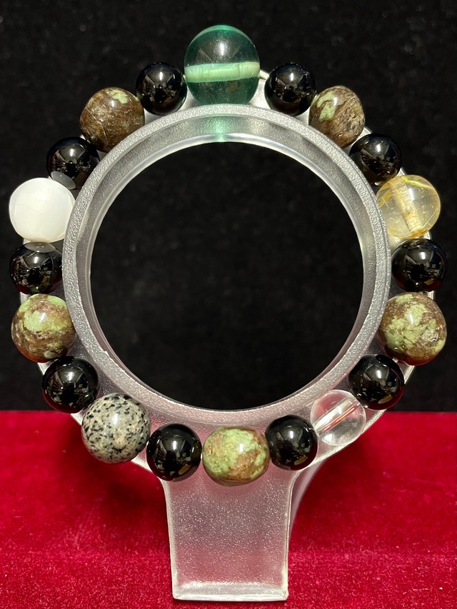 1) 「レムリアの太陽」スペシャル・ブレスレットA