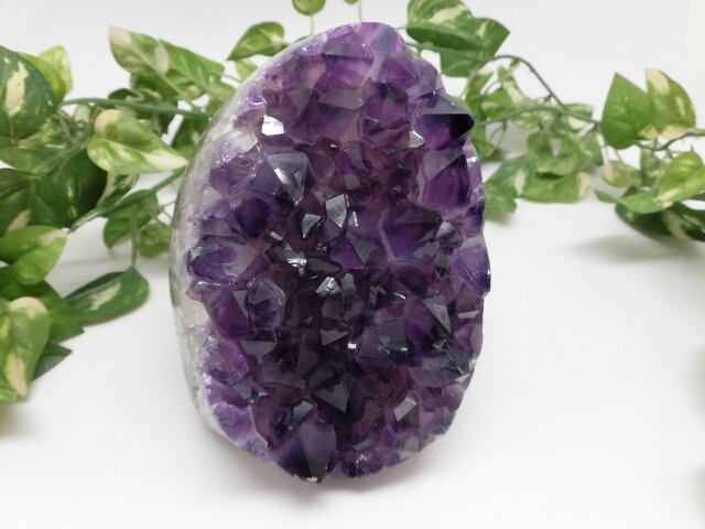 【送料無料】【高品質】 ウルグアイ産アメジスト no.7