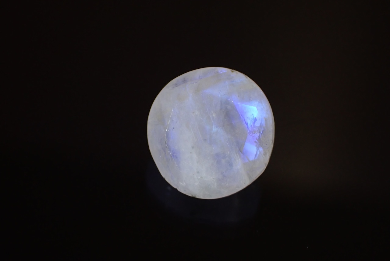 【原石セット】ムーンストーン　3.42ct/4.17ct　[D6-245]