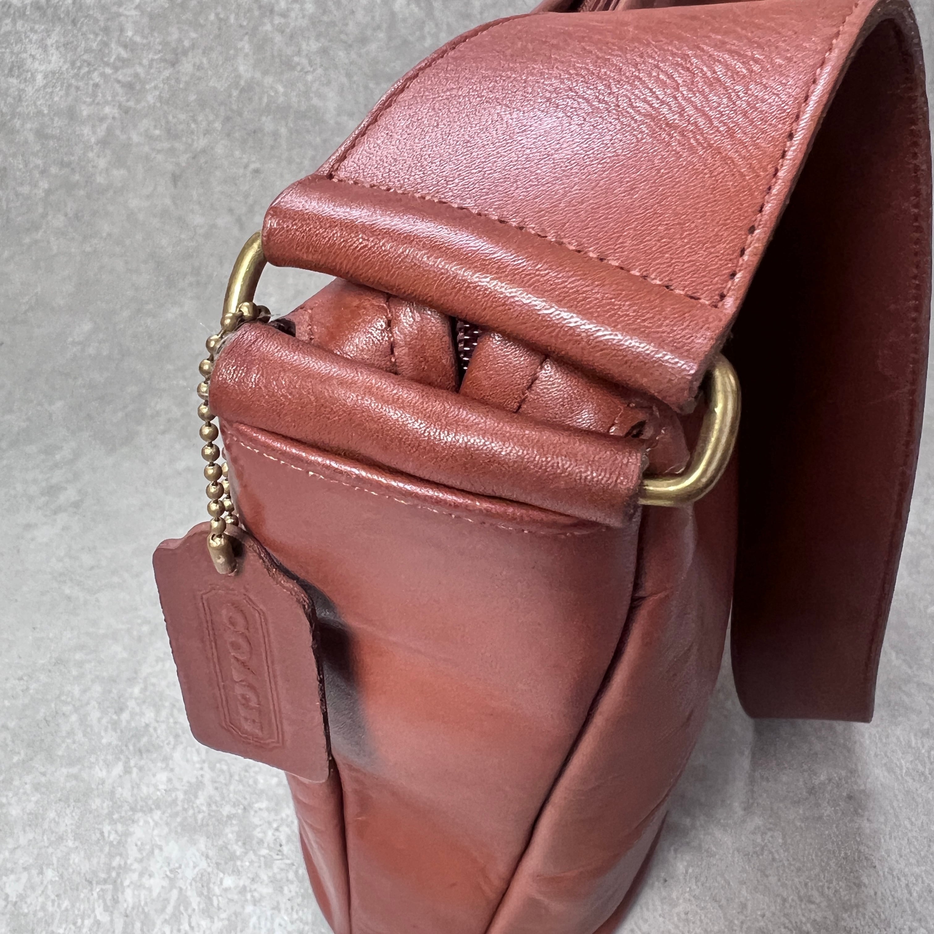 USED】COACH ショルダーバッグ《 80s USA製 オールドコーチ 4128 タン